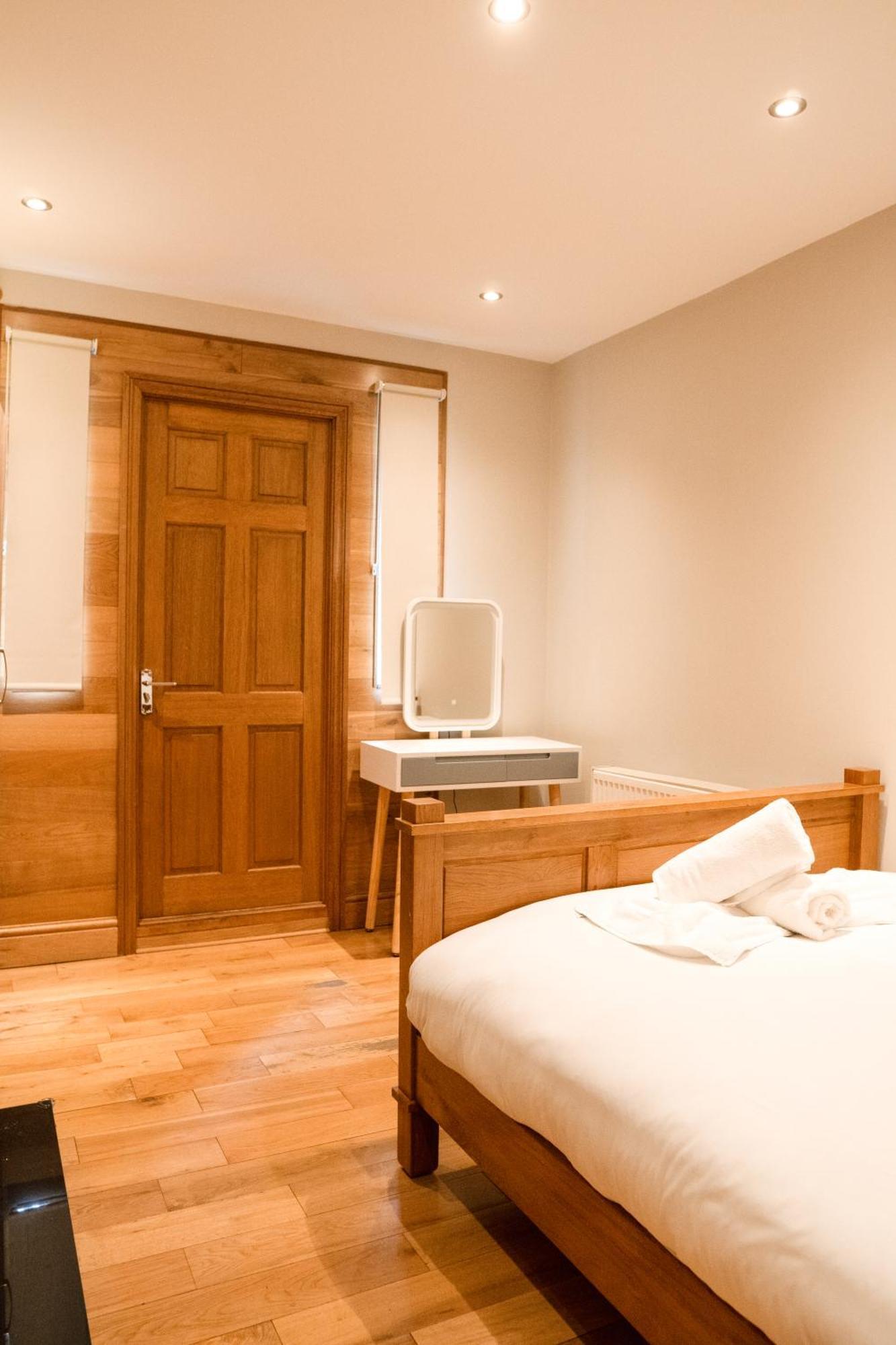 Imperial Earls Court Apartments London Eksteriør billede
