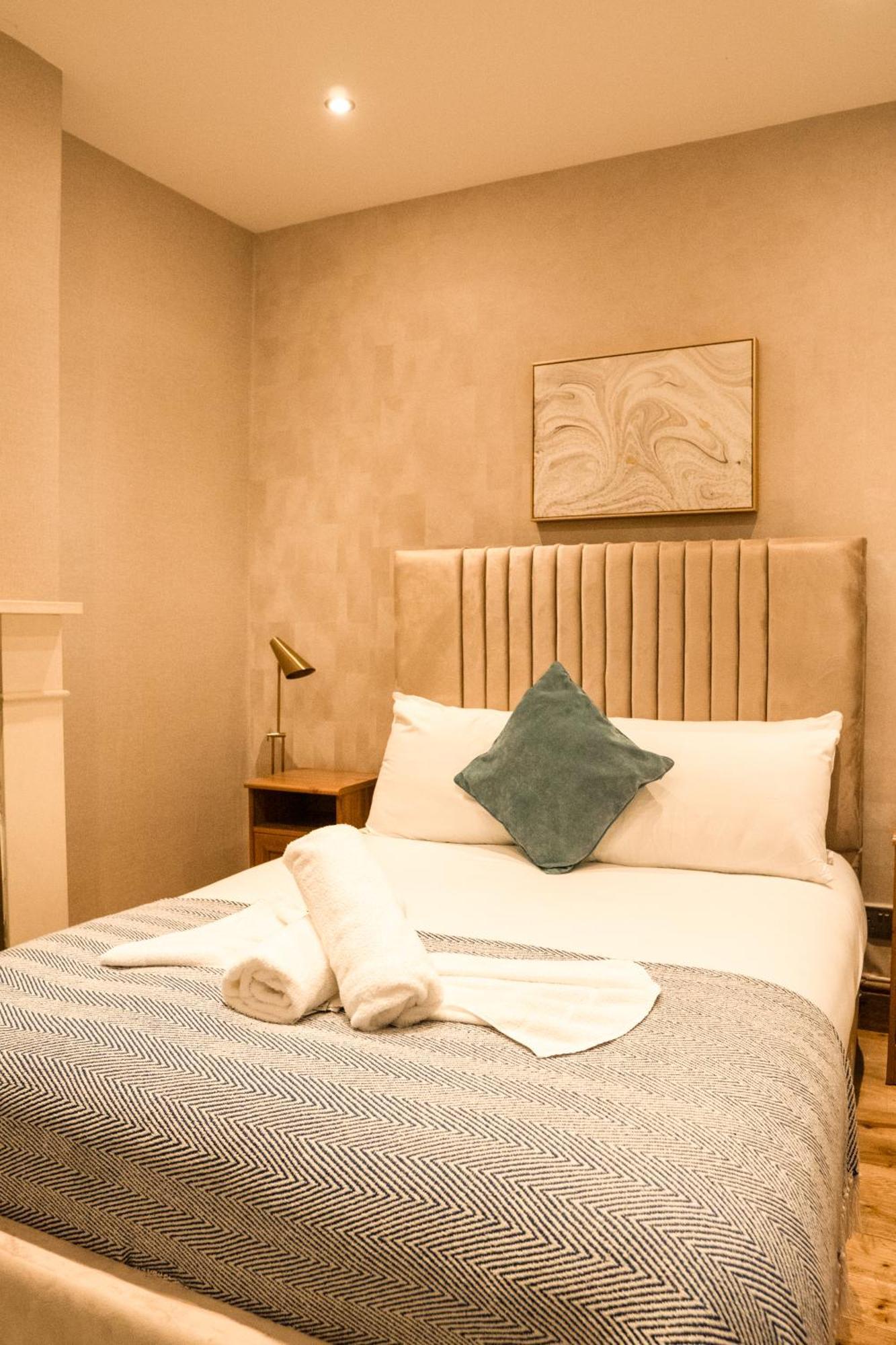 Imperial Earls Court Apartments London Eksteriør billede